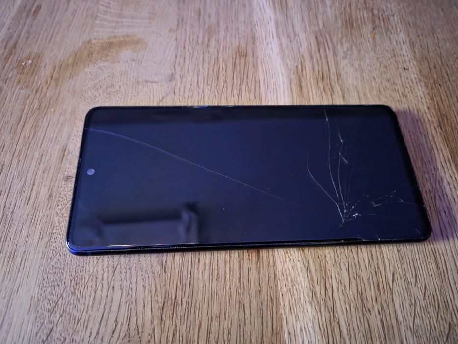 Sprzedam Samsunga Galaxy Note10 Lite z rysikiem