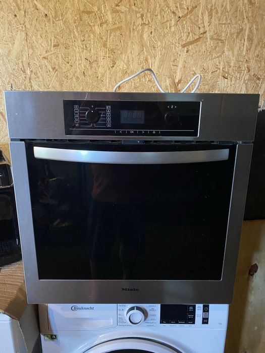 Духова шафа духовка Miele