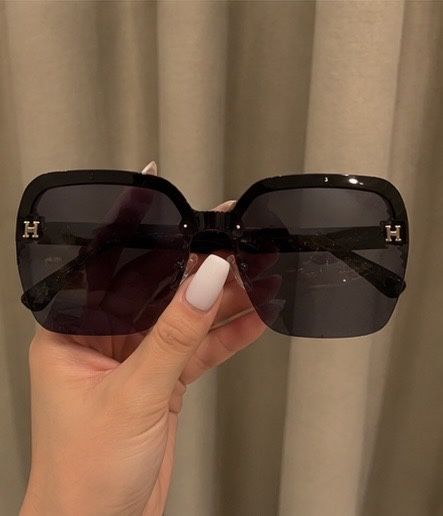Солнцезащитные очки Hermes