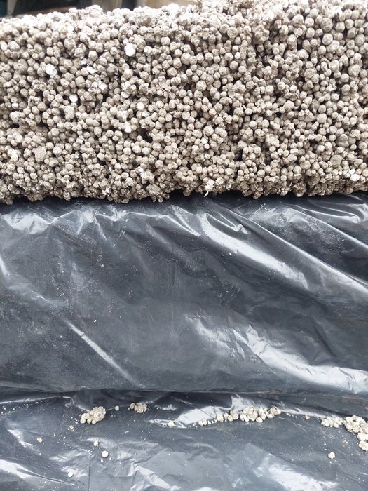 Styrobeton w worku gotowy styrobeton workowany granulat wylewki