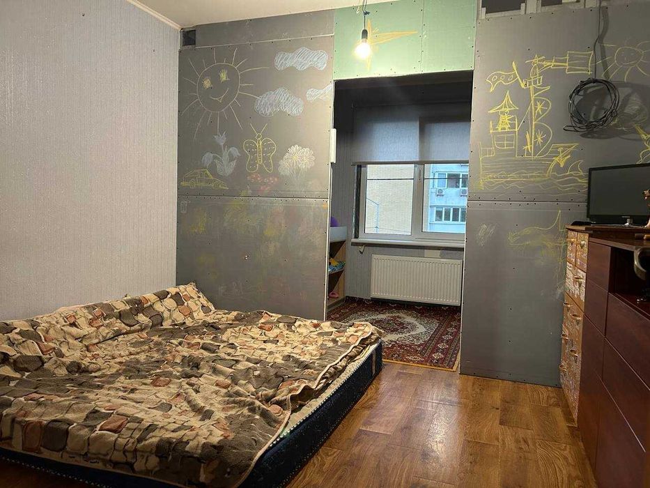 Продам однокімнатну квартиру 55 кв.м. Кургузова 1-А ЖК Ярославичі 1