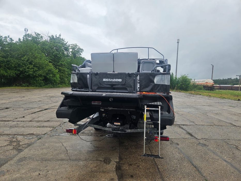Sea-Doo Switch Cruise 21 (2023) + Przyczepa i Audio JBL