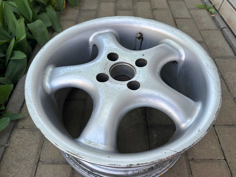 Диск 4х100 R15 vw