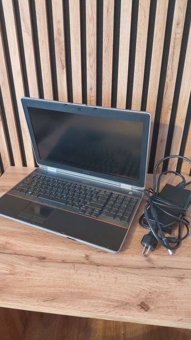 Dell Latitude E6520 i5 SSD 256gb 8gb ram