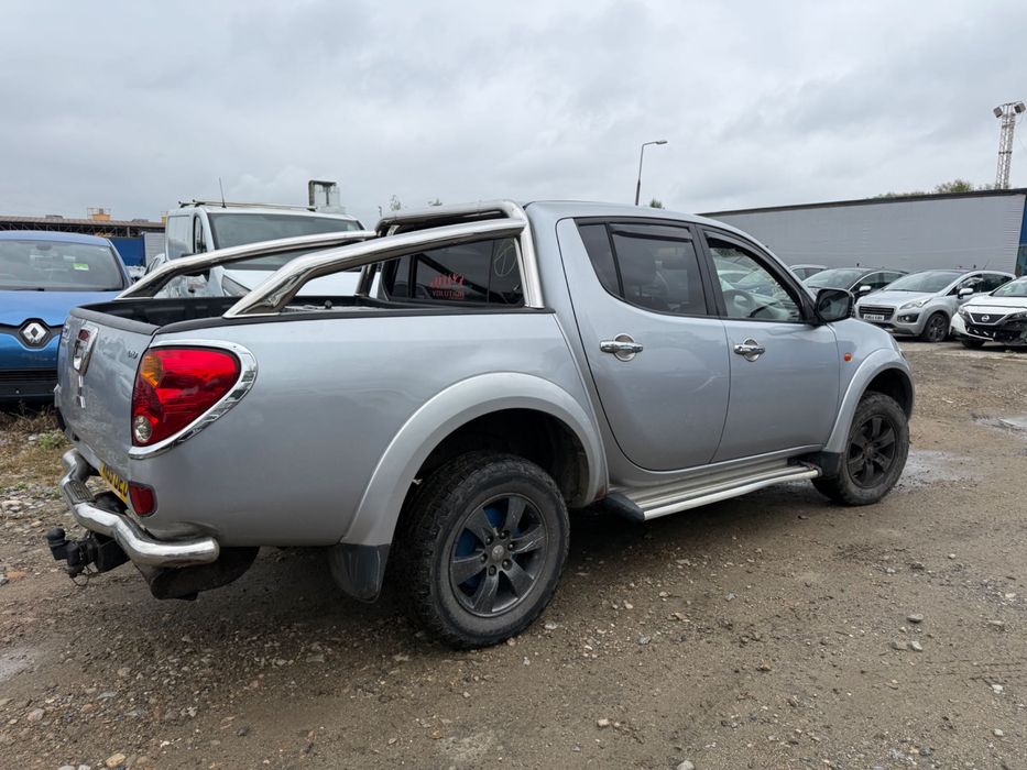 L200 2009Rok 148 mil Anglik