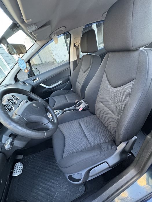 Автомобиль Peugeot 308 автомат 2010 г.вып.