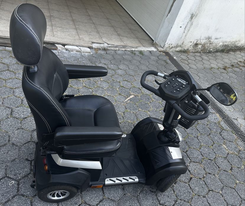 Scotter elétrica EGIRO MIDI pouco uso (cerca 1 mês)