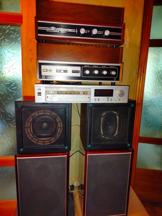 Колонки Акустическая АС-401  АС-201 Аккорд  приставка "радиотехника"