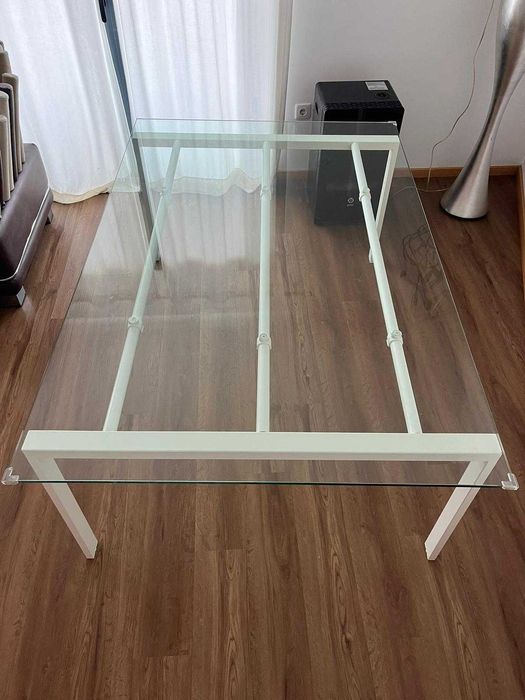 Mesa tampo em vidro LEVIRA 1,85 x 1,20