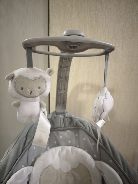 Крісло-шезлонг Ingenuity Cuddle Lamb 2в1 від 0 до 18 кг