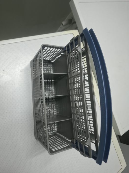 Cesto de talheres de máquina de loiça