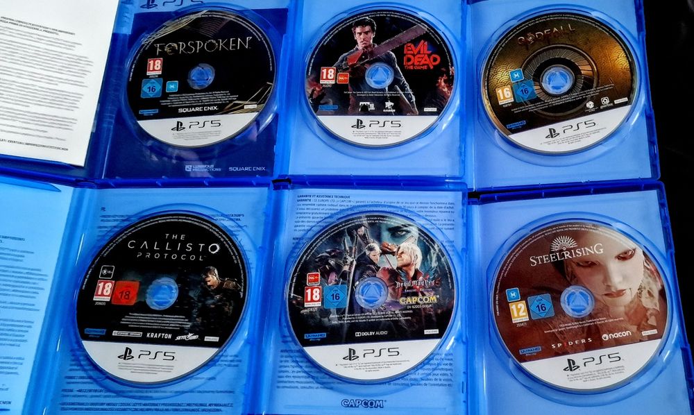 Gra Playstation Evil Dead The Game ANG PS5 Survival Horror wieloosobow