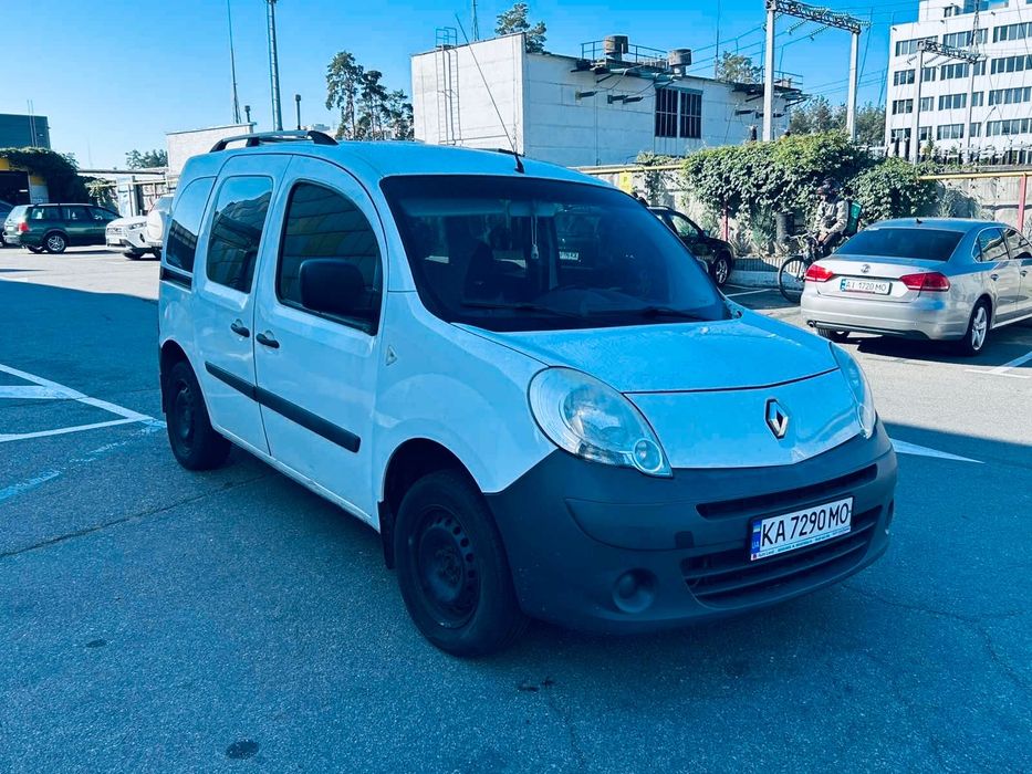 Рено Кенго пассажирский дизель автомат минимум расхода топлива