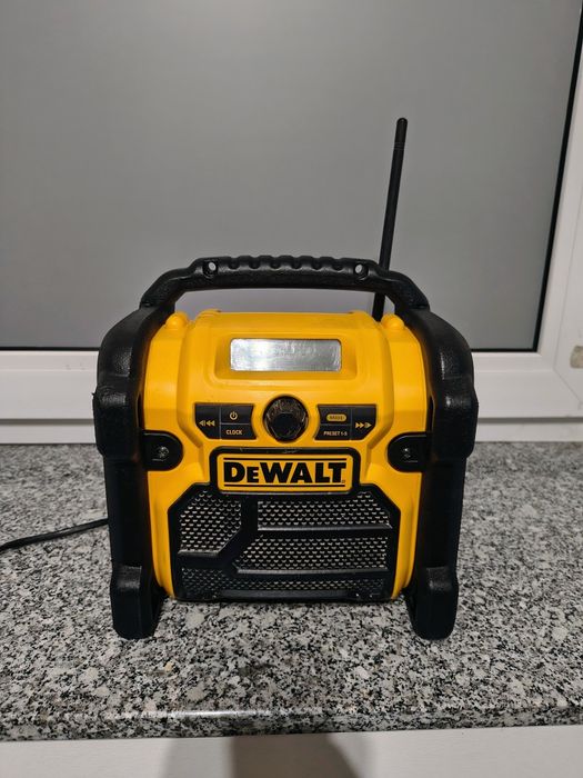 Radio budowlane DeWalt DCR 019