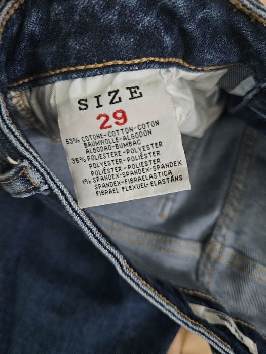 Жіночі осінні джинси