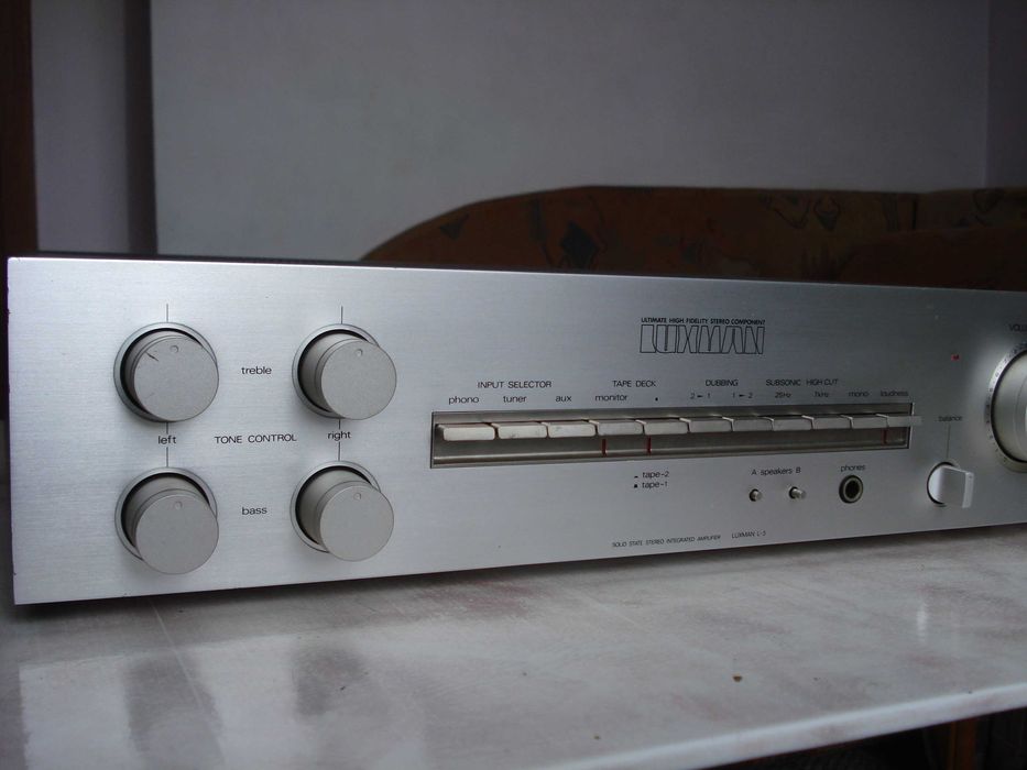 Підсилювач "Luxman" L-3, L-215