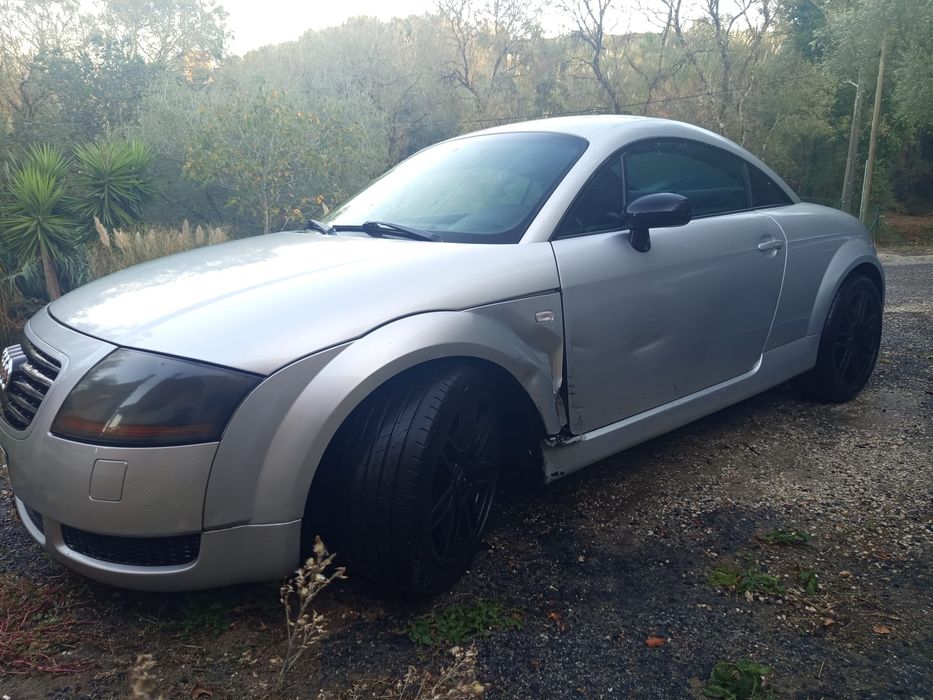 Audi TT de 2001 tracção as 4 e 225cv