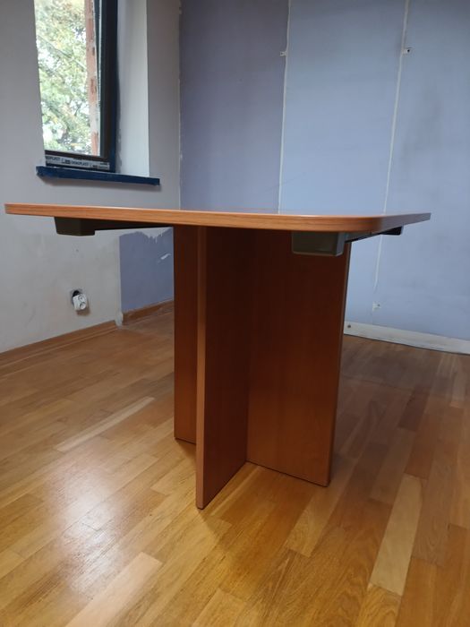 Super solidny stół z BRW rozkladany od 100 cm aż do  200 cm