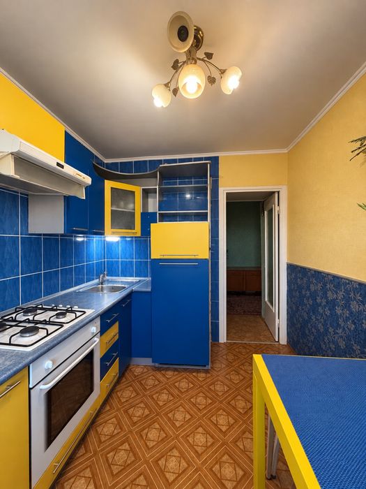 Продам 3к.кв , вул. Героїв Рятувальників !