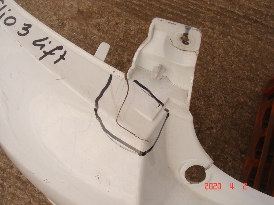 Zderzak tylny Renault Clio 3 Lift.