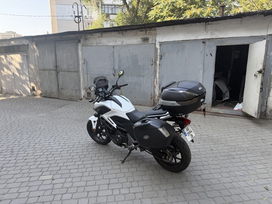Продам мотоцикл Honda NC-750X