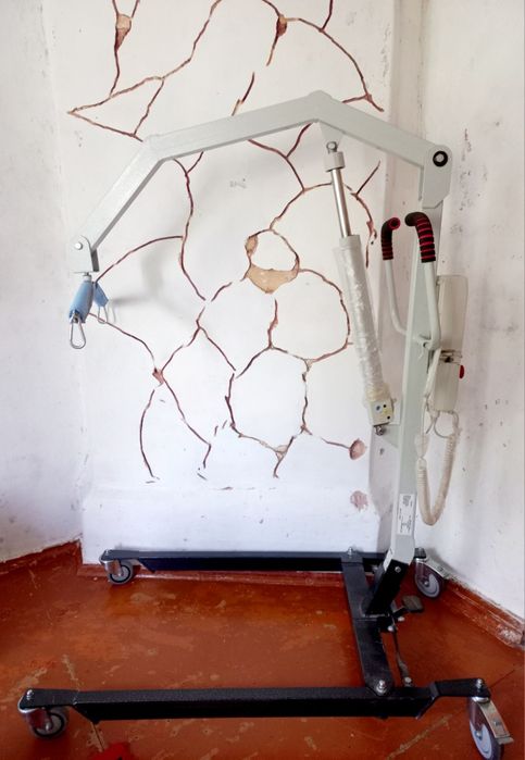 Підйомник електричний для інвалідів