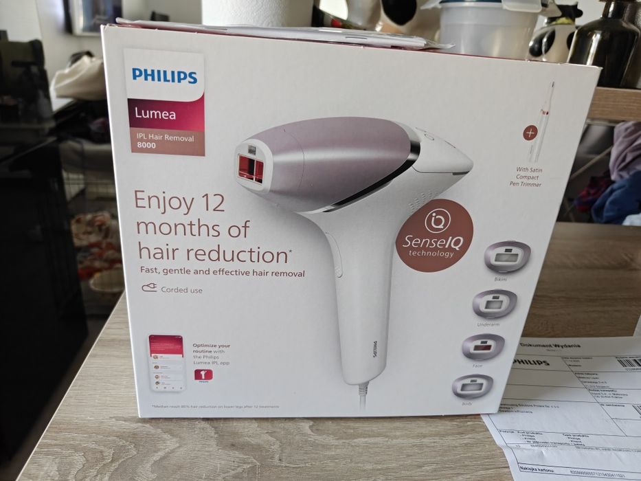 DEPILATOR PHILIPS Lumea IPL BRI949/00 + Trymer HP6388/00
