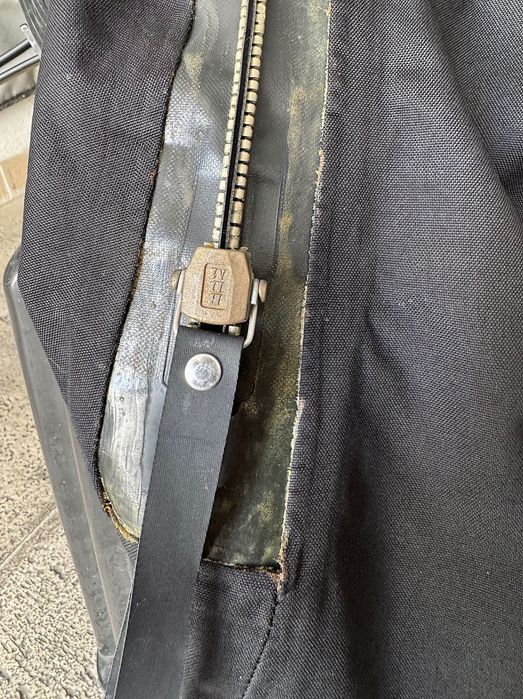 Fato seco de mergulho Whites Nexus "M"