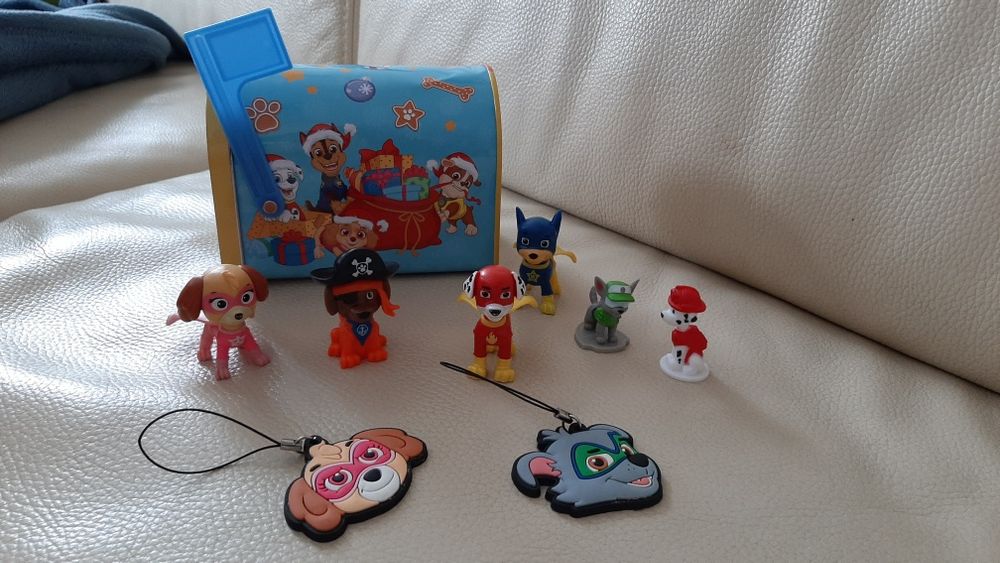 Psi Patrol figurki z puszką i plecakiem