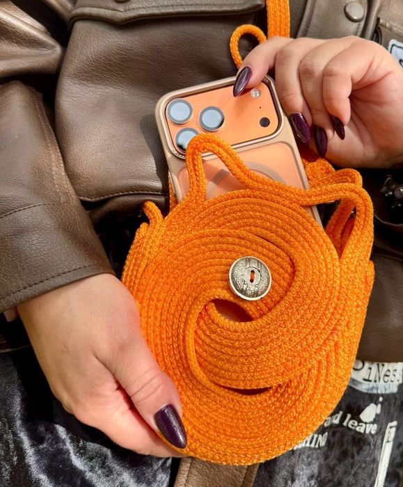 Сумка ручної роботи зі шнура