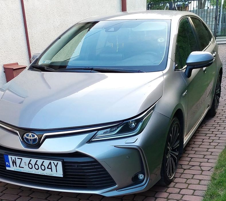 Toyota Corolla 1.8 122KM Salon PL, Serwisy ASO, Pakiety Style+Tech, 93395 km