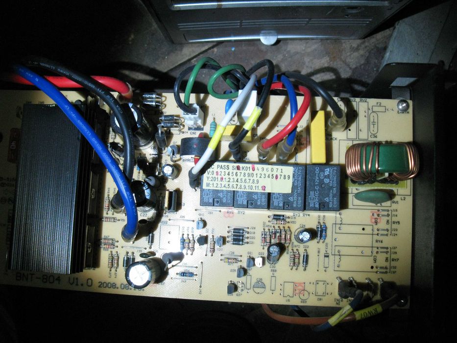 Бесперебойник ИБП Powercom BNT-2000AP