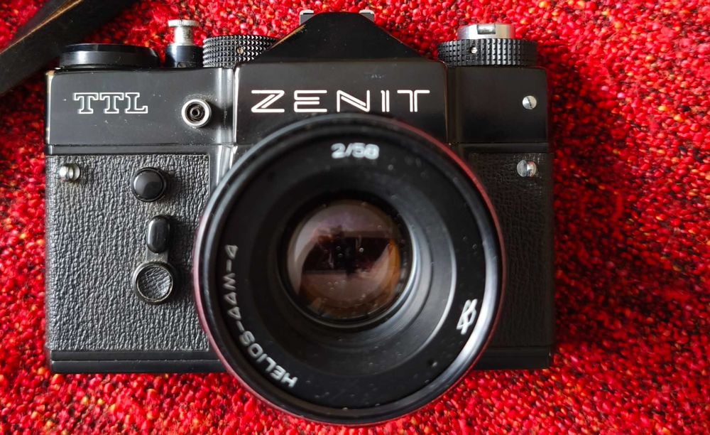 Aparat lustrzanka ZENIT TTL