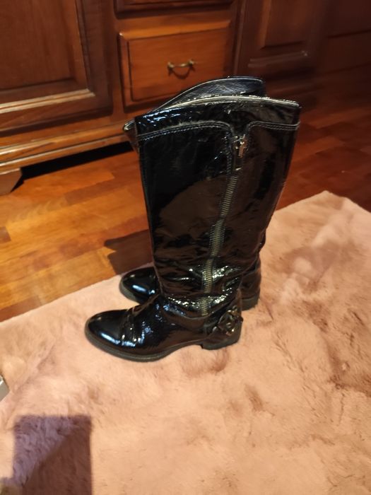 Botas cano alto verniz