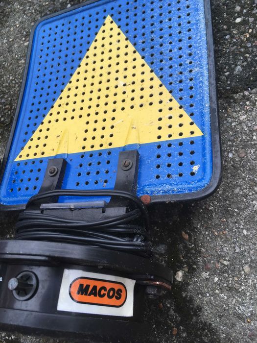 Sistema de gancho de reboque