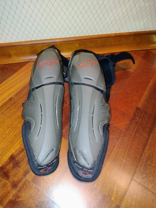 Наколенники мото Alpinestars M/L/XL