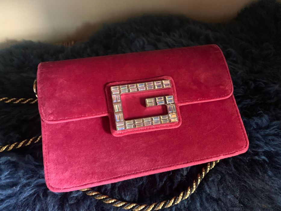 Torebka Broadway Mini Velvet Gucci pilnie
