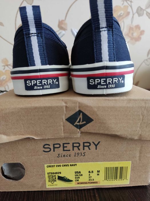 Продам кеды женские Sperry Top-Sider, новые, р.37