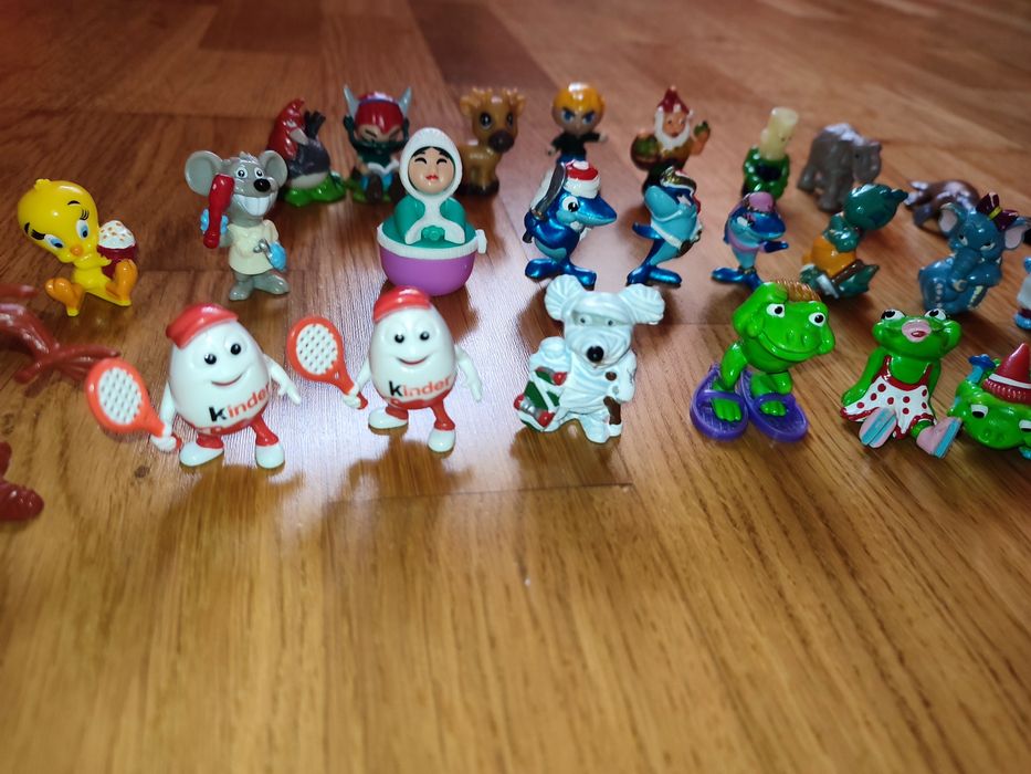 Іграшки Кіндер колекційні