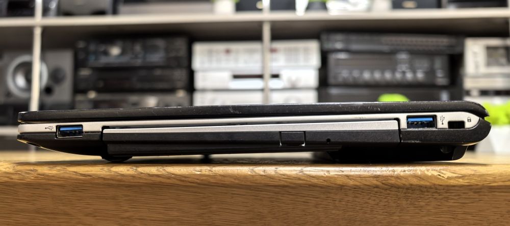 Ноутбук Fujitsu S936/i7-6600U/Ram 4Gb/HDD No