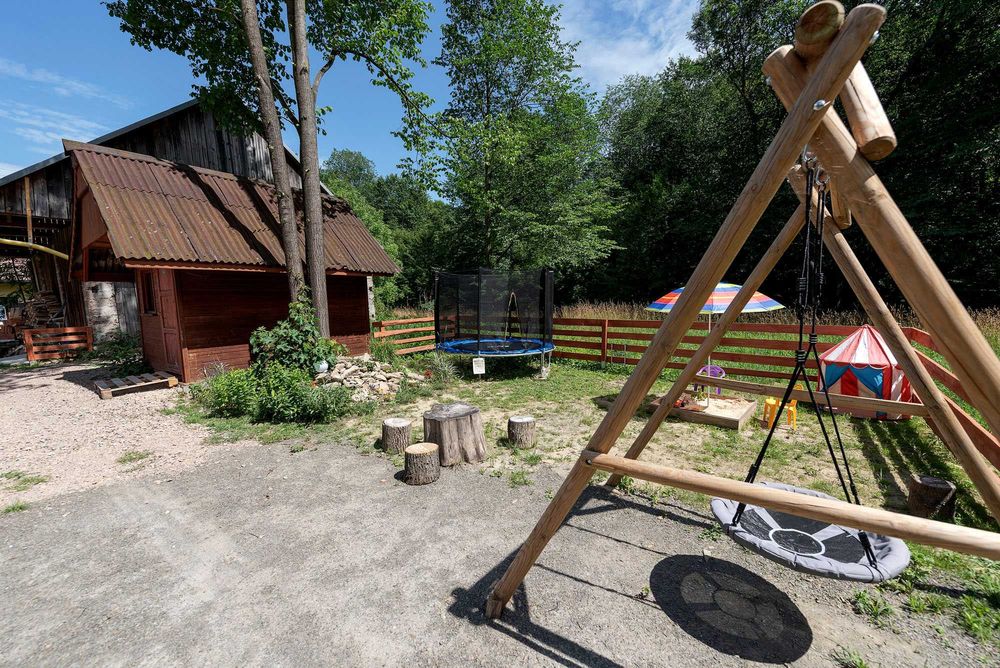 Dom całoroczny 8os Harbutowice zagrodamlynski.pl ferie luty BALIA