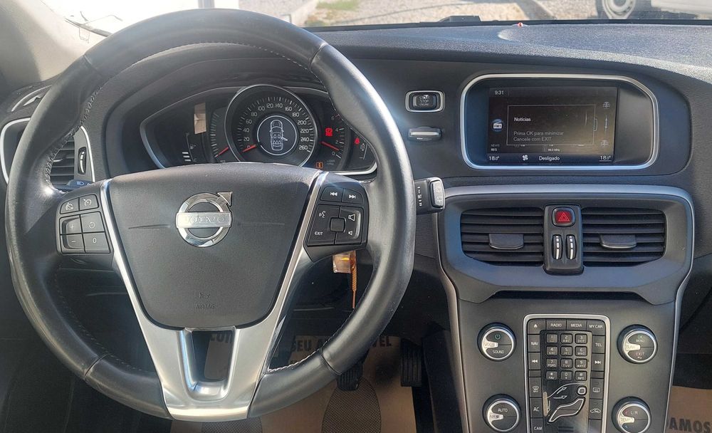Volvo V40 1.6 D2 Momentum- 2014