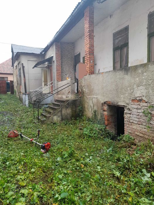 Продаж будинку в центрі міста