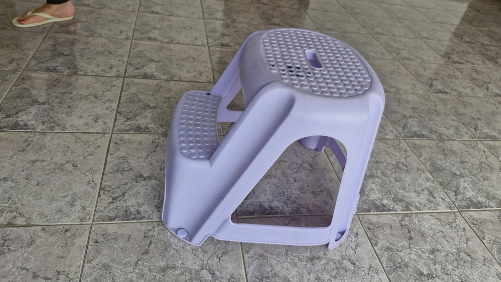 Banco e mini escadote