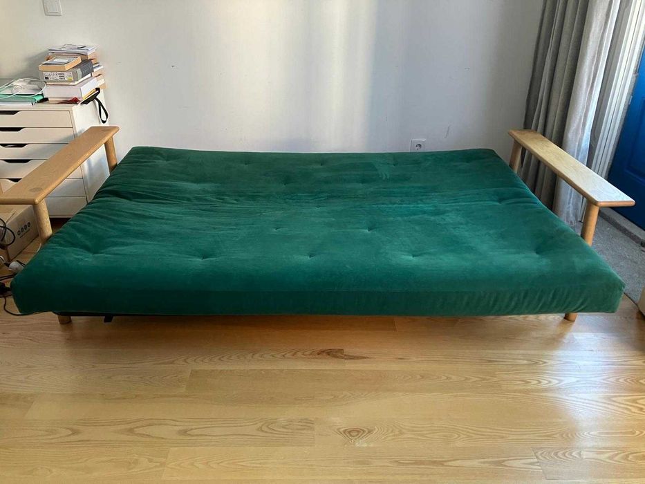 Sofa cama Innovation Living (cama casal, design) - como novo