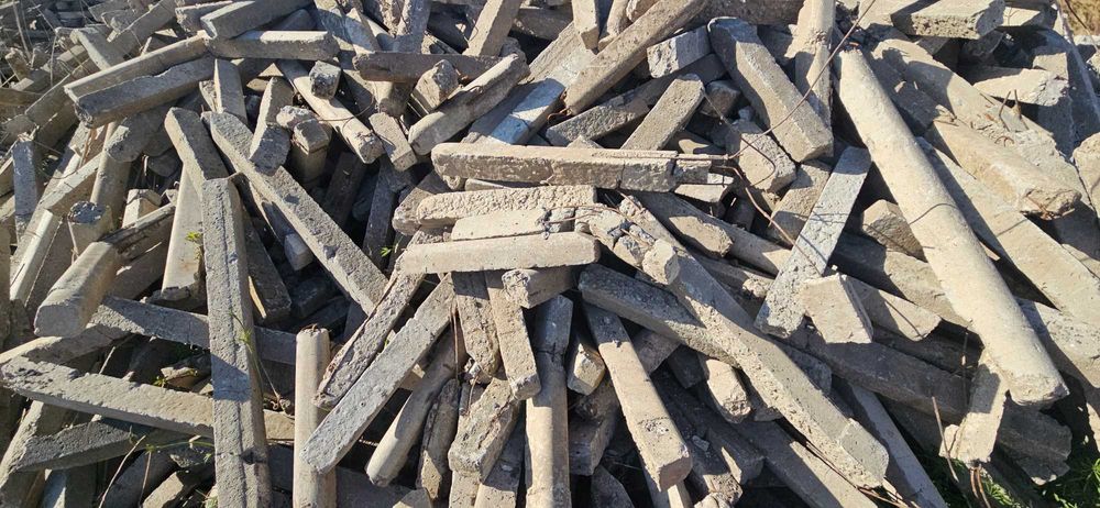 Бетоный бут для армировки жби доставка