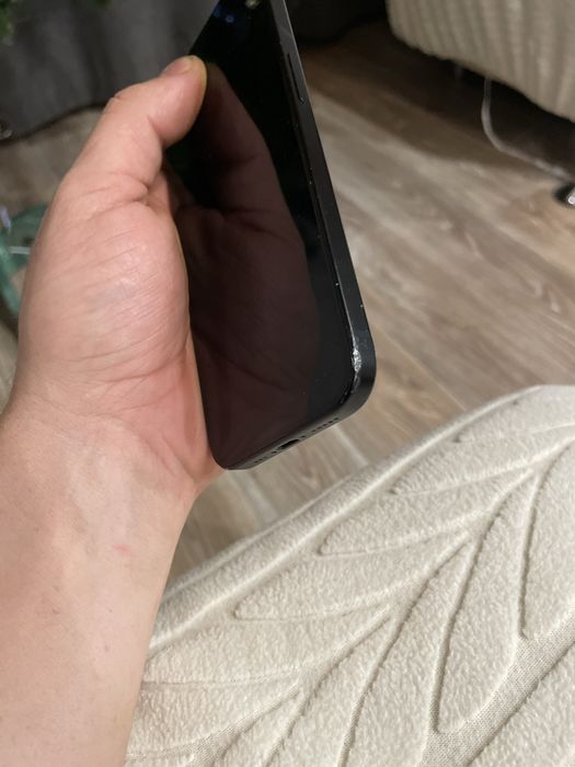 Продам Iphone 15