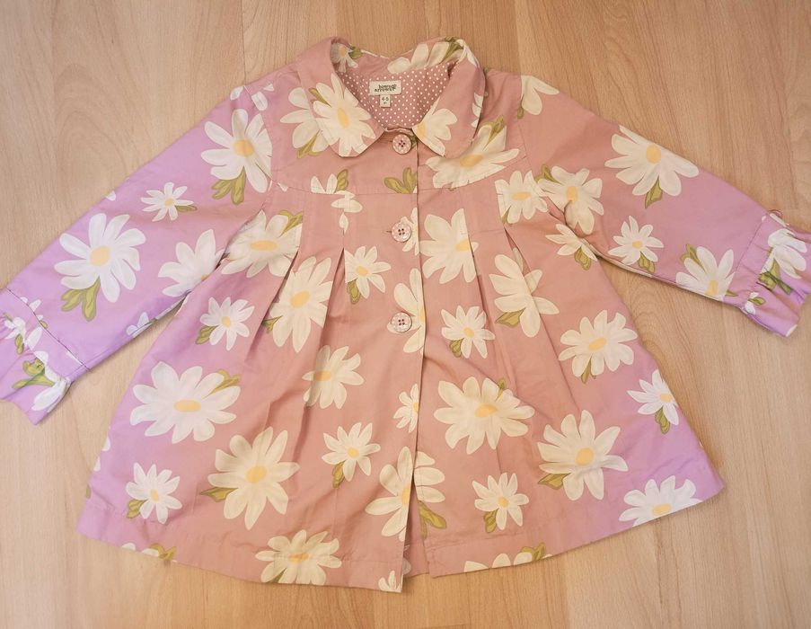 Kurtka Płaszczyk rozkloszowany różowy kwiaty 4/5 lat 104/110