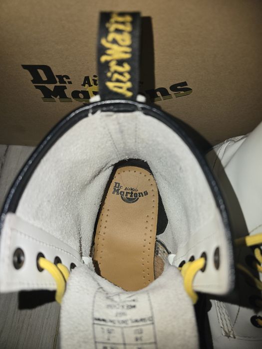 Białe buty Dr Martens Pascal 38, Martensy 38