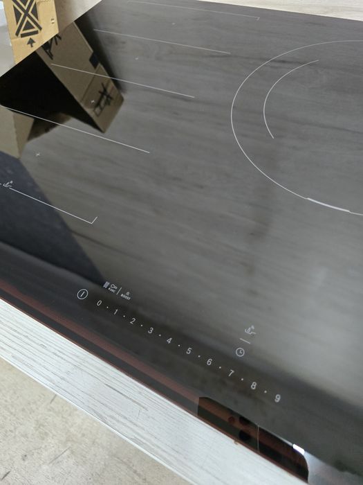 Нова Індукційна  поферхня Bosch 80см 1 Рік гарантія 2025р Индукционая поверхность